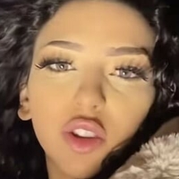 Худа Санчес Голая
