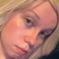 Иннихони Голая