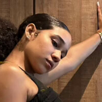 Исаури Кальво Голая