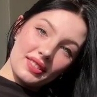 Юлия Моллиган Голая