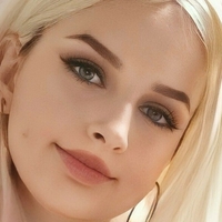 джулиранф Голая
