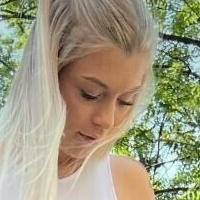кафу, Анна Хаманнова Голая