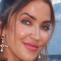 Кейтлин Бристоу Голая