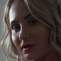 Кейл Из Хэм Голая