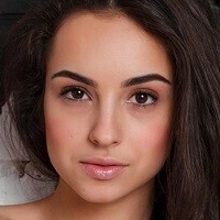 Карина Бун Голая
