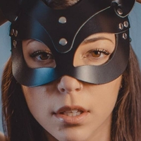 кармеллерае Голая