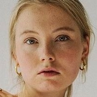 Катарина Вандровски Голая