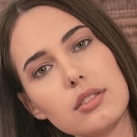 Катрин Пирс Голая