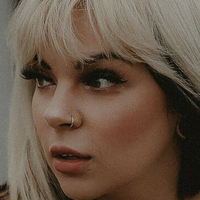 Каваикешия Голая