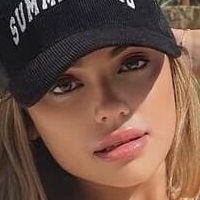 Келси Калемайн и Фазеркелс Голая