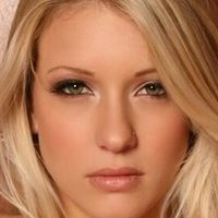 Келси Монро Голая