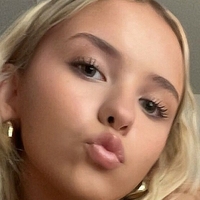 Келси Паркер Голая