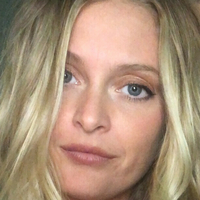 Кензи Махоме Голая