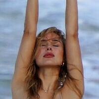 Кимберли Гарнер Голая