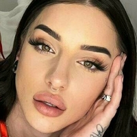 Киттибадофициаллл Голая