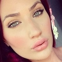 Кристал Невеа Голая