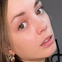 Лая Гомес Голая