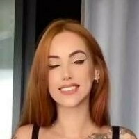 Лайан Уинни Голая