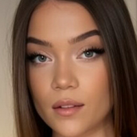 Лаумесси Голая