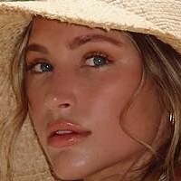 Либерти Нетушил Голая