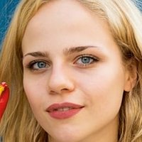Лили Эппли Голая