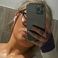 Лилли Алкорн Голая