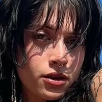 Лилвайлед Голая