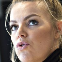 Лина Рафн Голая