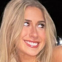 Лив Дельзатто Голая