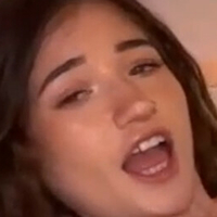 Лоларив Голая