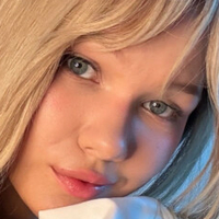 Лолла Пай Голая