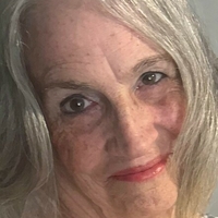 лонелиана Голая