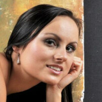 Люси Би Голая