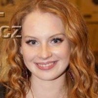 Люси Штефлова Голая