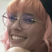 Лулувитокс Голая