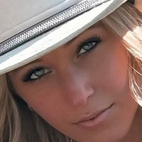 Мэдисон Костелло Голая