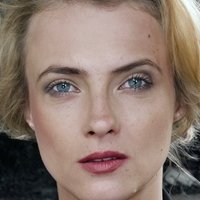 Магдалена Малина Голая