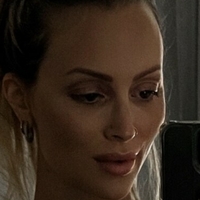 Мартина Лакнер Голая