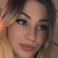 Мью Мари Голая