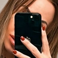 Клаудия Мезей Голая