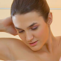 Милана Ван Голая