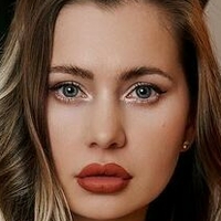 Нескс Голая