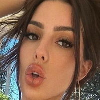 Пейдж Вулен Голая