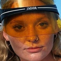 Поппи Хопсон Голая