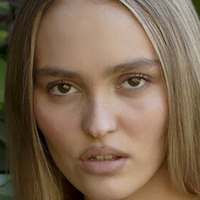 Роуз Депп Голая