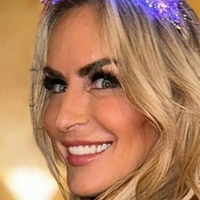 Саманта XO Свингер DJ Голая