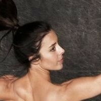 Сара Хьюз Голая