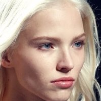 Саша Лусс Голая