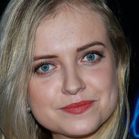 Саша Струнин Голая