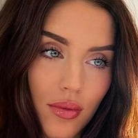 Саванна Стайн Голая